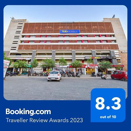 Hotel Legrand.Inn Αχμπανταμπάντ Εξωτερικό φωτογραφία