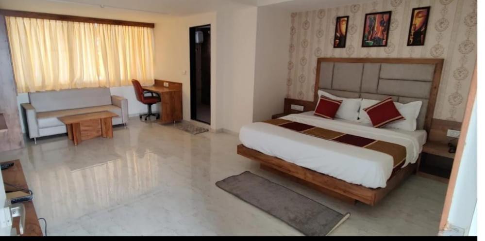 Hotel Legrand.Inn Αχμπανταμπάντ Εξωτερικό φωτογραφία